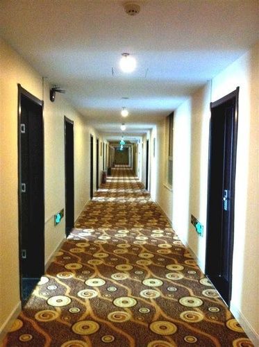 Super 8 Hotel Jinan Zewnętrze zdjęcie