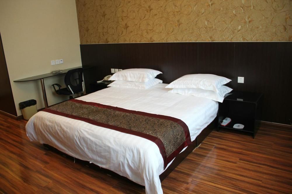 Super 8 Hotel Jinan Zewnętrze zdjęcie